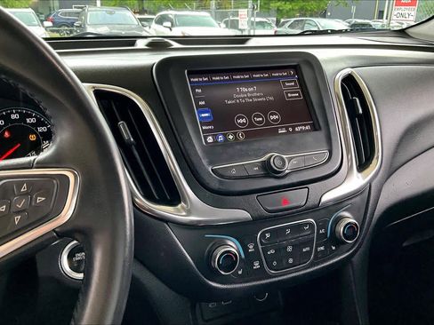 Used 2021 Chevrolet Equinox LT image 6