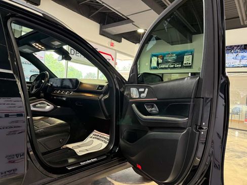 Used 2020 Mercedes-Benz GLE 350 4MATIC w/ Premium Package image 48