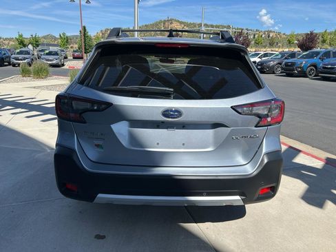 Certified 2023 Subaru Outback Limited AWD/4WD image 8