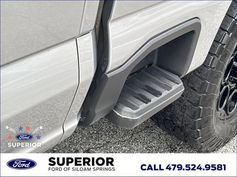 Used 2023 Ford F250 XLT w/ Black Appearance Package AWD/4WD image 16