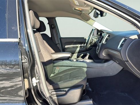 Used 2020 Dodge Durango SXT image 10