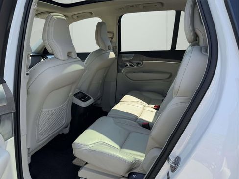 Used 2023 Volvo XC90 B6 Ultimate w/ Protection Package Premier AWD/4WD image 14