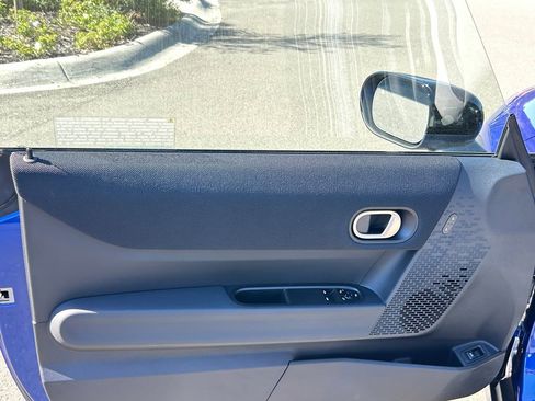 Used 2025 MINI Cooper S image 11