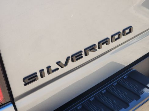 New 2026 Chevrolet Silverado 2500 LTZ image 9