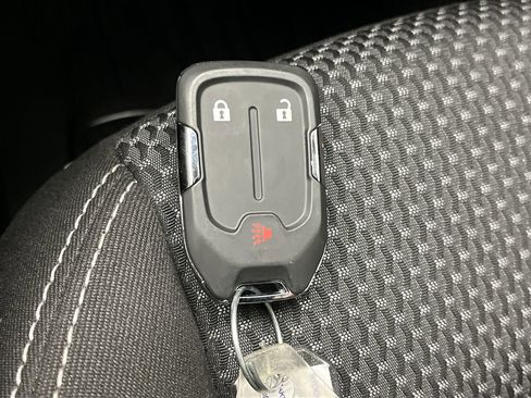 Used 2022 GMC Terrain SLE w/ LPO, Floor Liner Package image 23