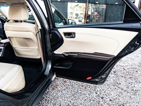 Used 2013 Toyota Avalon XLE Premium image 38