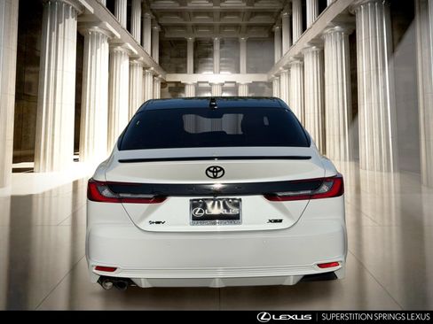 Used 2026 Toyota Camry XSE w/ Premium Plus Package FWD image 7