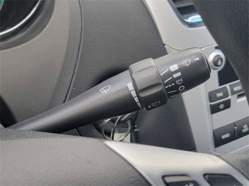 Used 2009 Chevrolet Malibu LT image 34