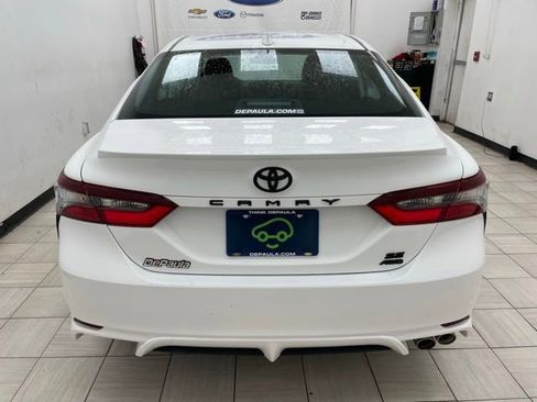 Used 2024 Toyota Camry SE w/ Cold Weather Package image 19