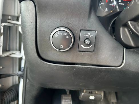 Used 2017 GMC Savana 2500 RWD image 17