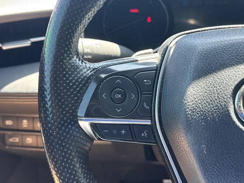 Used 2019 Toyota Avalon Touring FWD image 14