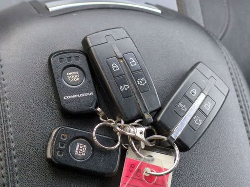 Used 2011 Ford Taurus Limited w/ 303A Rapid Spec Order Code FWD image 35