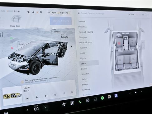 Used 2024 Tesla Cybertruck AWD Crew Cab image 35