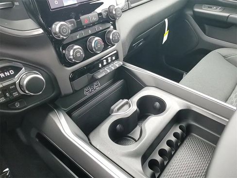 New 2026 RAM 1500 Big Horn w/ Night Edition image 18