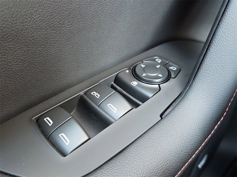 New 2025 Chevrolet Blazer RS w/ Driver Confidence II Package image 34