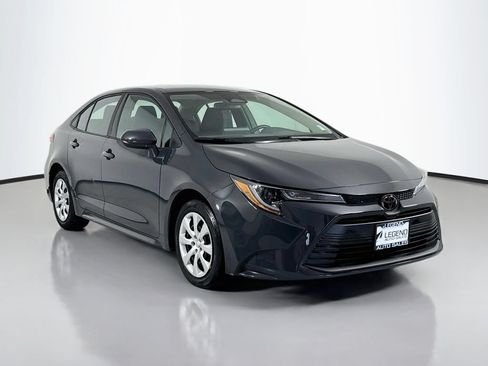 Used 2024 Toyota Corolla LE FWD image 4