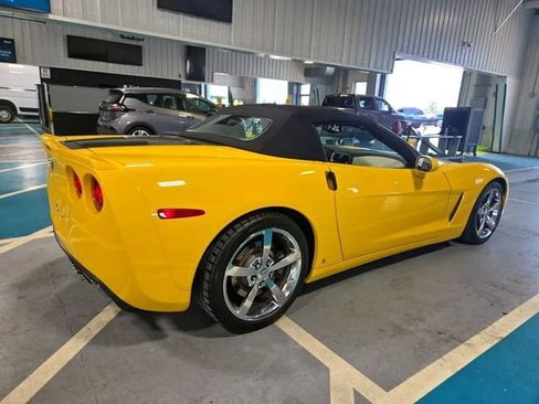 Used 2009 Chevrolet Corvette Convertible w/ Preferred Equipment Group RWD image 3