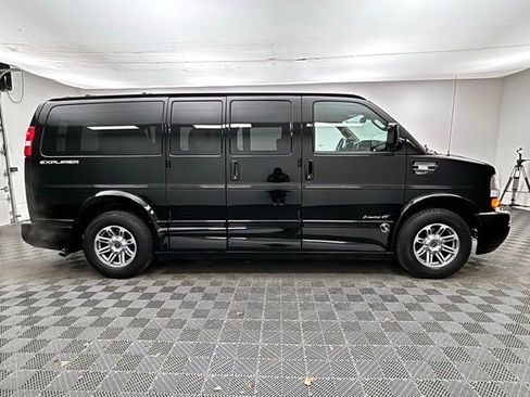 Used 2020 Chevrolet Express 2500 Explorer Limited SE w/ Enhanced Convenience Package image 6