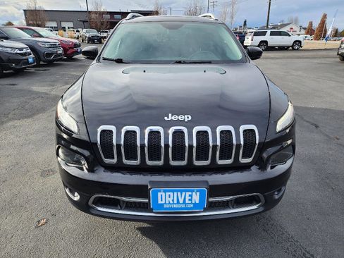 Used 2016 Jeep Cherokee Limited image 2