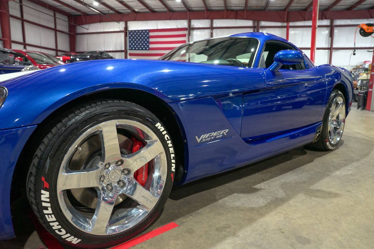 Used 2006 Dodge Viper SRT-10 w/ First Edition Group RWD image 28