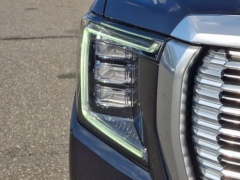 Used 2024 GMC Yukon Denali AWD/4WD image 28
