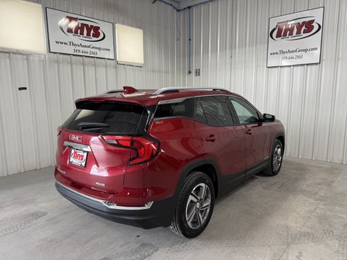 Used 2019 GMC Terrain SLT w/ Preferred Package AWD/4WD image 3