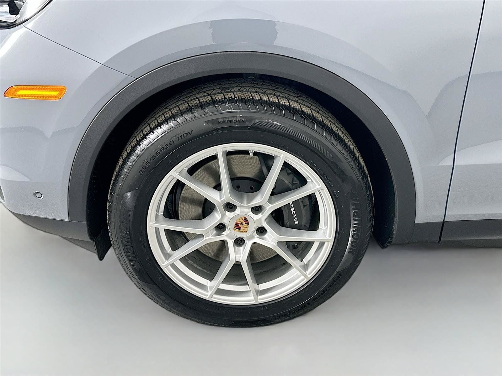 Certified 2026 Porsche Cayenne AWD/4WD image 11