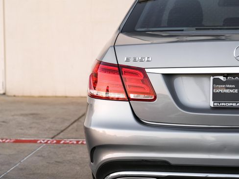 Used 2015 Mercedes-Benz E 350 E 350 w/ Premium 1 Package image 45