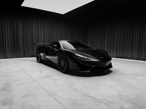Used 2016 McLaren 570S Coupe RWD image 2