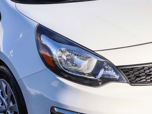 Used 2016 Kia Rio LX w/ Power Package image 5