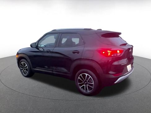 Used 2025 Chevrolet TrailBlazer LT image 10