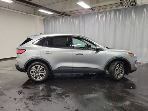 Used 2022 Ford Escape SEL image 9