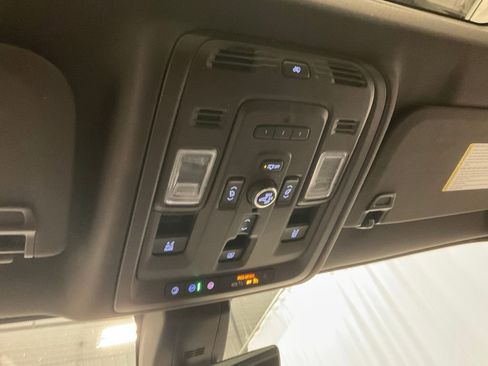 Used 2021 GMC Yukon XL Denali w/ Denali Ultimate Package AWD/4WD image 27