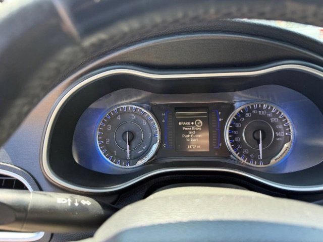 Used 2016 Chrysler 200 Limited FWD image 19