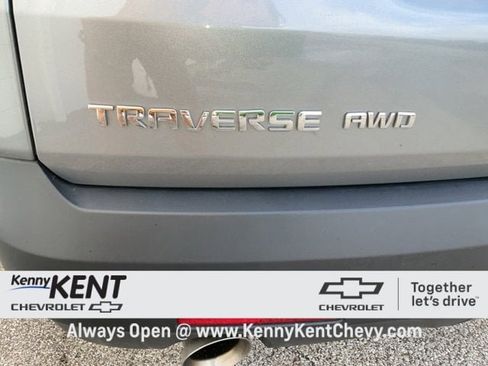 Certified 2023 Chevrolet Traverse LS w/ LPO, Floor Liner Package image 8