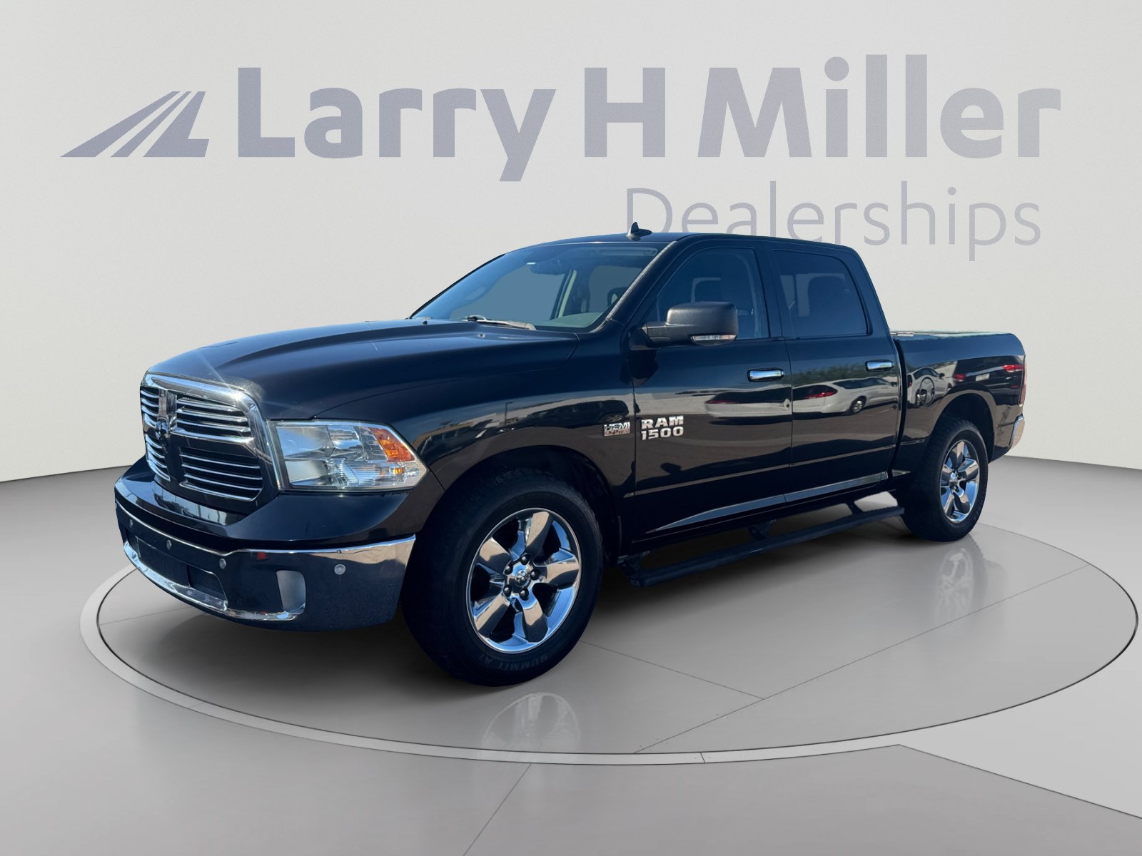 Used 2017 RAM 1500 Big Horn RWD image 1