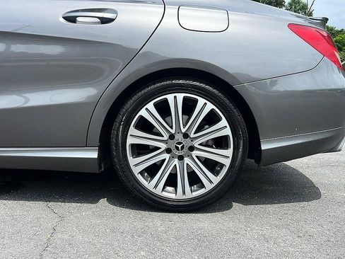 Used 2018 Mercedes-Benz CLA 250 image 22