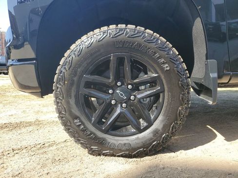 New 2026 Chevrolet Silverado 1500 Custom Trail Boss AWD/4WD image 7