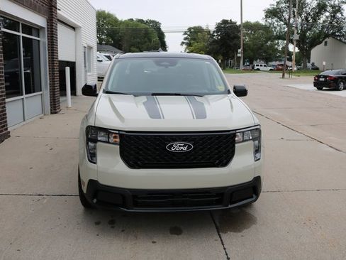 New 2025 Ford Maverick XLT w/ XLT Luxury Package image 5