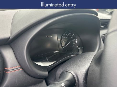 Used 2024 Nissan Kicks SR image 14