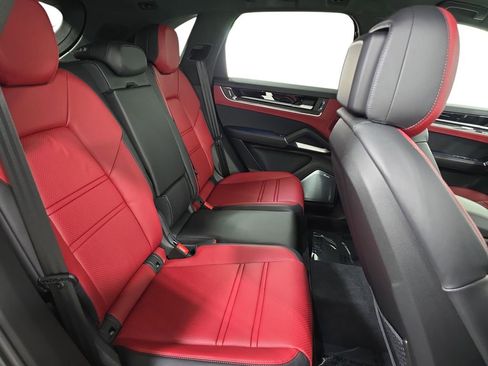 New 2025 Porsche Cayenne Turbo image 26