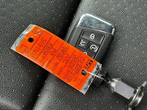 Used 2022 Volkswagen Atlas SE w/ Black Wheel Package image 46