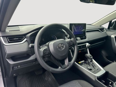 Certified 2025 Toyota RAV4 XLE w/ Convenience Package AWD/4WD image 11