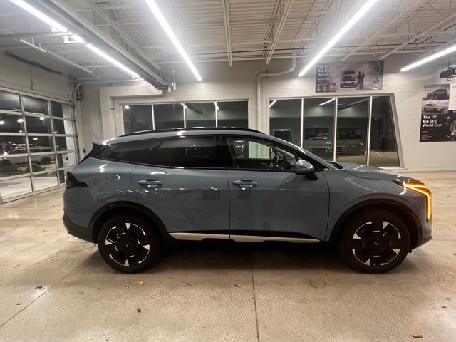 Certified 2026 Kia Sportage SX Prestige AWD/4WD image 3