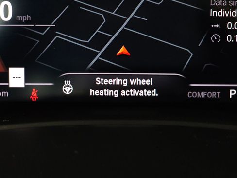 Used 2020 BMW X6 xDrive40i w/ M Sport Package AWD/4WD image 21