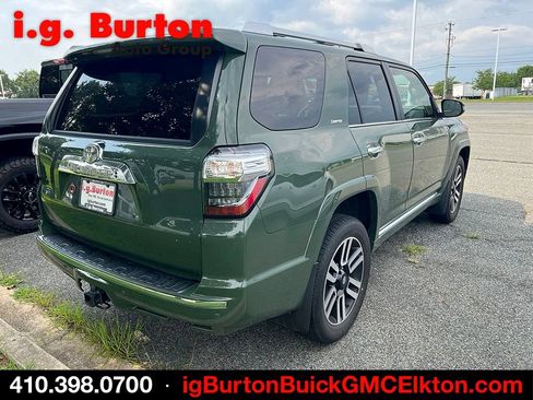 Used 2022 Toyota 4Runner Limited AWD/4WD image 7