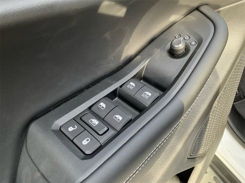 New 2025 Jeep Grand Cherokee Laredo image 29