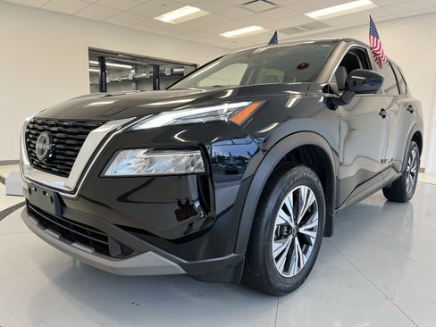 Used 2023 Nissan Rogue SV image 54