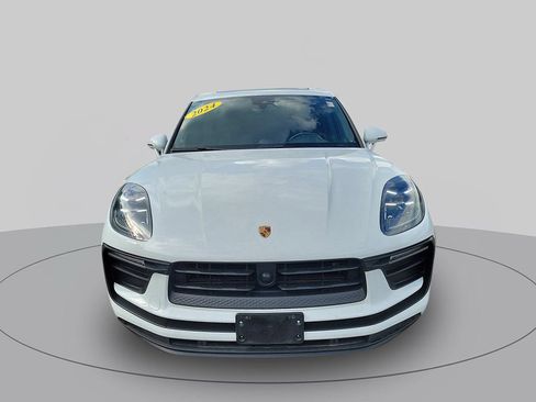 Used 2024 Porsche Macan Turbo AWD/4WD image 8