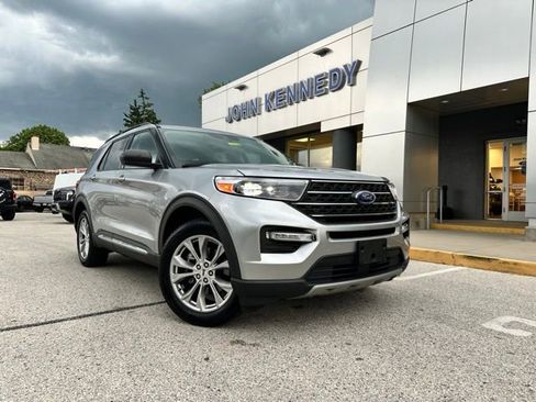 Certified 2024 Ford Explorer XLT w/ Equipment Group 202A AWD/4WD image 1